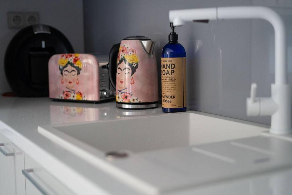 Ferienwohnung Ruhige Unterkunft Mit Einer Schoenen Aussicht Znojmo Exterior foto